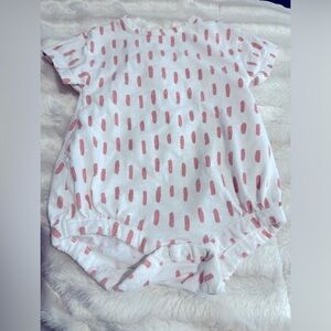 Tiny Citizen 3 months onesie white & red
